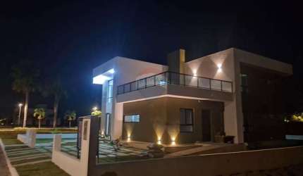 'Luxo e Segurança em uma casa recem construida com 04 suites em Aldeia'