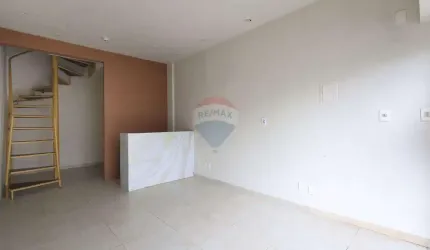 Excelente Loja de 34m quadrados em andar Térreo - Galeria Cobiçada no Espinheiro