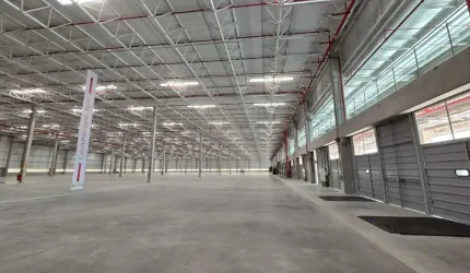 Galpão modular para alugar no Embu em São Paulo na Rodovia Regis Bittencourt Km 283
