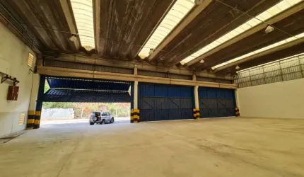 Galpão industrial para alugar em Jundiaí com acesso facilitado as principais rodovias
