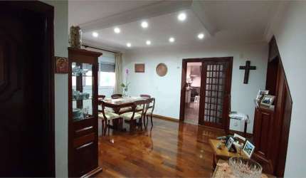 Casa com 4 quartos à venda em Vila Cordeiro - SP