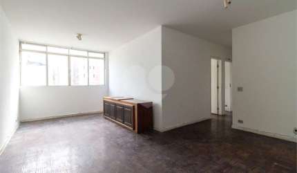 Apartamento com 3 quartos à venda em Cerqueira César - SP