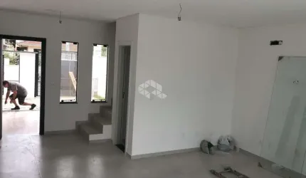 SOBRADO GEMINADO PRONTO PARA MORAR com 3 quartos no Vila Nova