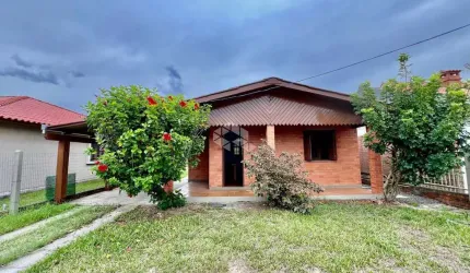 Casa à venda em Rainha do Mar, Xangri-lá - 4 dormitórios, 120m², a 1 quadra do mar