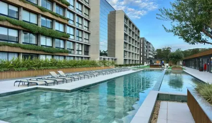 Apartamento no Livin Resort Atlântida, 02 dormitórios/suíte, 02 vagas