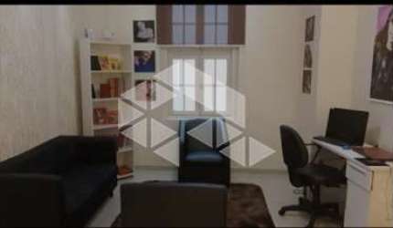 Sala comercial ampla no centro de Porto Alegre