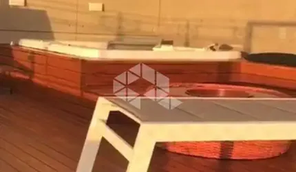 Excelente cobertura de frente para o Guaíba com 3 dormitórios e 2 vagas