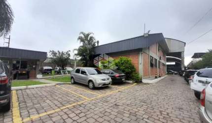 Pavilhão e prédio comercial em ótima localização
