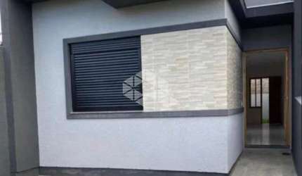 Linda casa com suite em Gravatai
