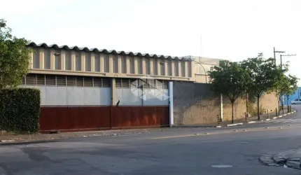 Vendo/Alugo  Maravilhoso Galpão Pq. Novo Mundo