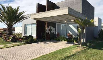 Casa em condomínio fechado em Capão da Canoa