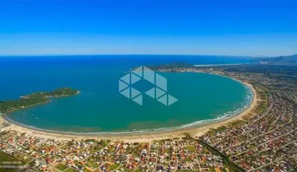 Apartamento com 3 quartos/dormitórios no bairro Enseada da Pinheira, em Palhoça- SC