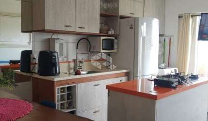 Apartamento com 2 quartos/dormitórios no bairro Serraria, em São José- SC