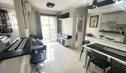 Apartamento com 2 quartos, mobiliado com vaga no Teresópolis