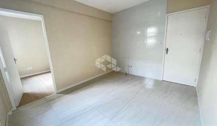 Apartamento  de 1 dorm. reformado no centro historico