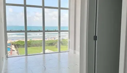 Apartamento frente mar com dois quartos no Mariscal em Bombinhas SC