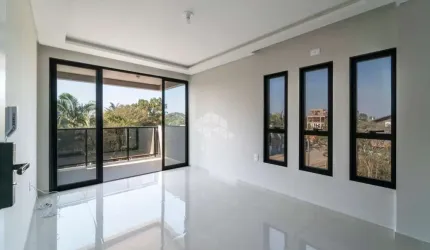 Apartamento com dois quartos no Mariscal Bombinhas SC