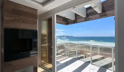 Cobertura frente mar no Canto Grande/Mariscal em Bombinhas SC