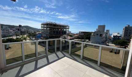 Cobertura duplex com tres suites no Mariscal em Bombinhas SC