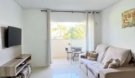 Apartamento com Dois quartos , sendo uma suite localizado em Bombas, Bombinhas SC