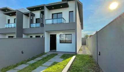 Casa de 119m² com 3 quartos, 2 vagas de garagem no Campeche, Florianópolis - SC
