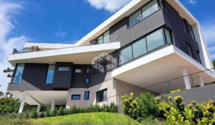 Casa Horizon em Alphaville Gramado: 570m², 4 suítes.