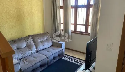 Sobrado: 4 quartos, suíte, 4 box. Próximo à ULBRA!