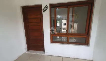 Apartamento 2 dorm com patio em Gravataí
