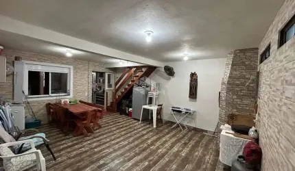 Casa de esquina composta de 03 dormitórios a venda, bairro Boa Vista Sapucaia do Sul