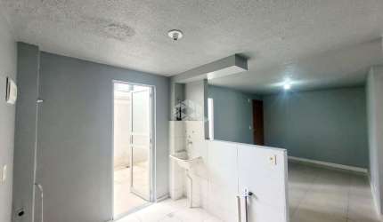 Apartamento com Pátio 2 dormitórios com vaga de garagem no bairro Igara Canoas