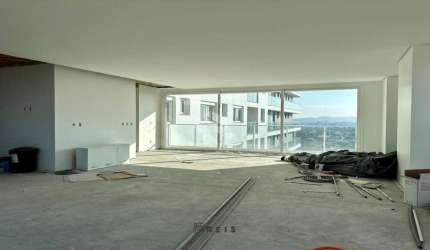 Apartamento, 3 dormitórios sendo suítes, vista panorâmica, hidromassagem e sacada. À venda no bairro Centro em Esteio. Aceiita financiamento FGTS