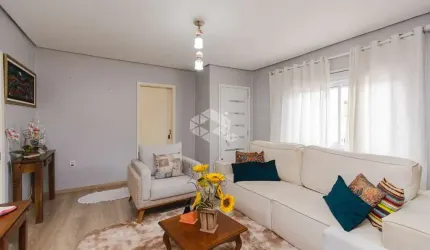 Belíssima Casa sobrado 03 dormitórios Bairro Igara/Canoas