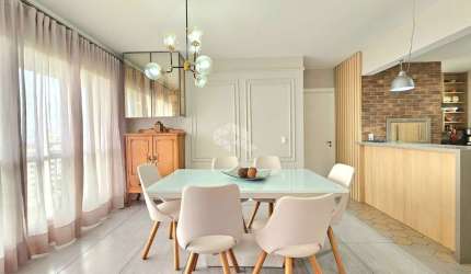 Apartamento no bairro Centro em Canoas | 3 suítes | 2 vagas | Semimobiliado | Aceita financiamento e FGTS