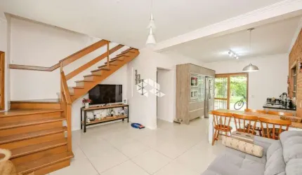 Casa à venda no Bairro Bela Vista em Canoas - 4 dormitórios, suíte máster, área gourmet, pátio amplo e 3 vagas - Aceita financiamento e FGTS