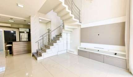 Casa Sobrado semi mobiliado 113,72m² 03 dormitórios, 01 suíte, 02 vagas no Bairro Moinhos de Vento em Canoas