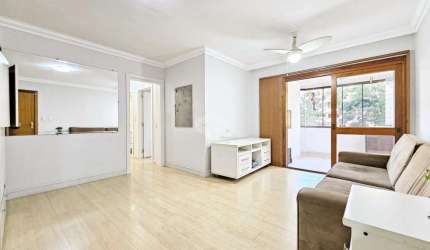 Apartamento de 102m² à venda no Centro de Canoas RS - 3 dormitórios, suíte, mobiliado, 2 vagas cobertas - Aceita financiamento