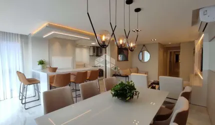 Apartamento de alto padrão à venda no Centro de Capão da Canoa com 3 quartos (1 suíte)
