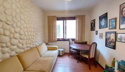 Apartamento 03 dormitórios/quartos na Av Carlos Gomes-  Bairro Auxiliadora
