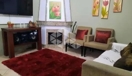 Excelente Casa, reformada, Zona Norte, com 3 d 1s 4 vagas
