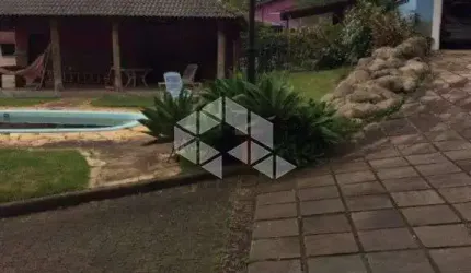 Casa 3 quartos à venda, 250 m² área privativa