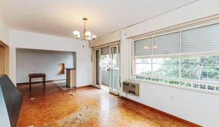 APARTAMENTO À VENDA NO BAIRRO PETRÓPOLIS, COM 4 DORMITÓRIOS E 2 VAGAS