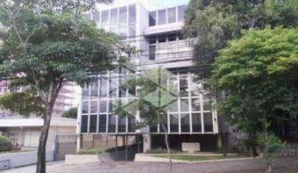Sala comercial ensolarada com elevador e garagem coberta na Carlos Gomes