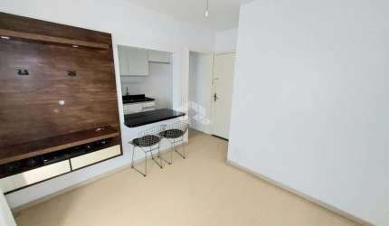 Apartamento de 2 quartos, térreo no Bairro Camaquã.