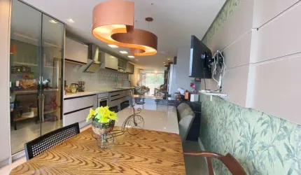 Apartamento com 3 dormitórios, sendo 1 suíte no bairro Rio Branco em Caxias do Sul