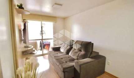 Apartamento semimobiliado com 03 dormitórios e 01 suíte à venda no bairro PioX, Caxias do Sul