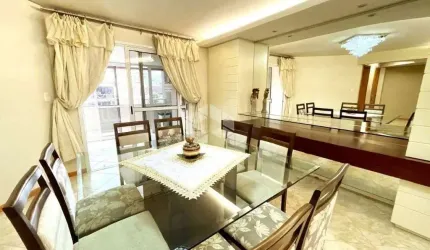 Apartamento semimobiliado de 03 dormitórios e com suíte à venda no bairro São Pelegrino, Caxias do Sul.