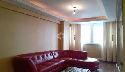 Vendo: Apartamento 150m², 03 quartos um suíte, semimobiliado norte, 01 box garagem, no centro.