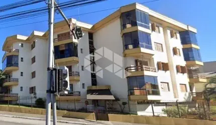 Apaeramento de 03 dormitórios à venda no bairro Kayser, Caxias do Sul