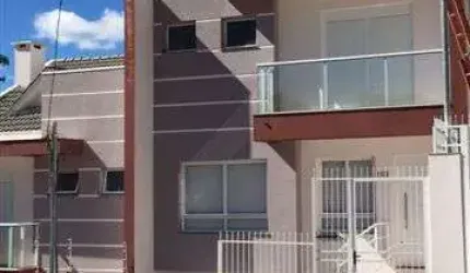 Sobrado no bairro Colina Sorriso em Caxias do Sul