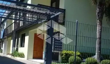 SOBRADO SEMIMOBILIADO DE 03 DORMITÓRIOS NO BAIRRO DESVIO RIZZO EM CAXIAS DO SUL/RS